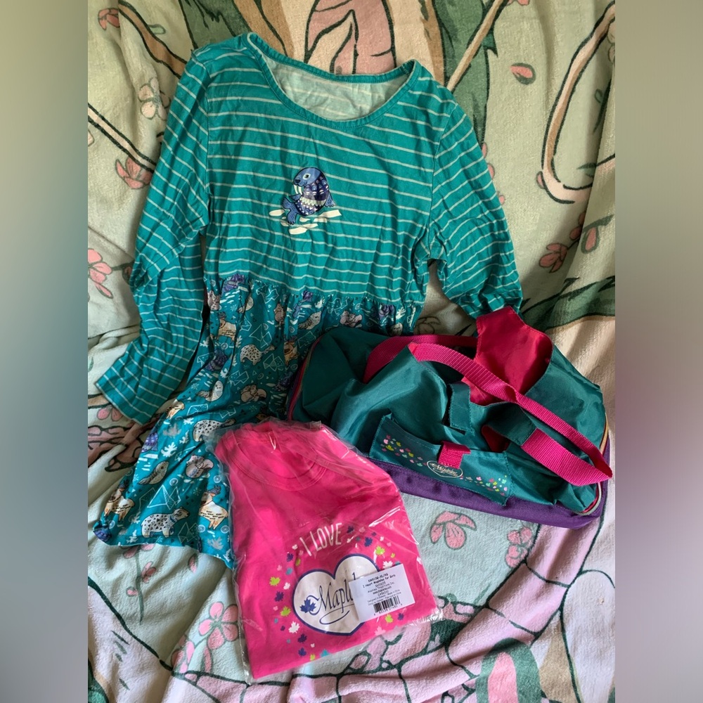 Maplelea doll gift set (kids’ shirt, dress and bag)